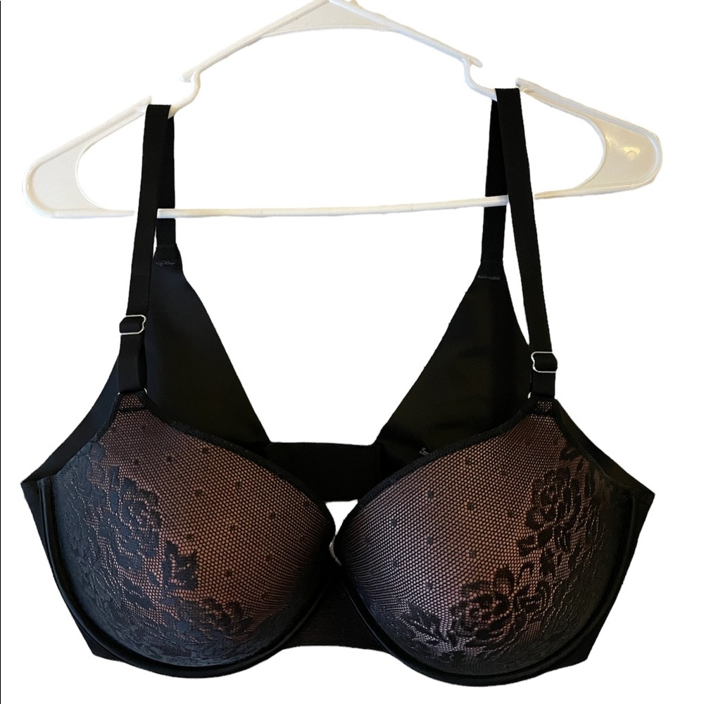 Black lace bra